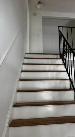 $4,500 | 35 Lone Oak Drive, Centerport, NY 11721