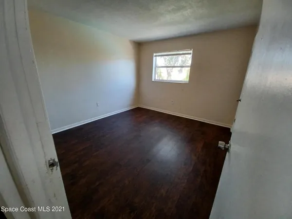 $1,400 | 50 Needle Boulevard, Unit 30, Merritt Island, FL 32953