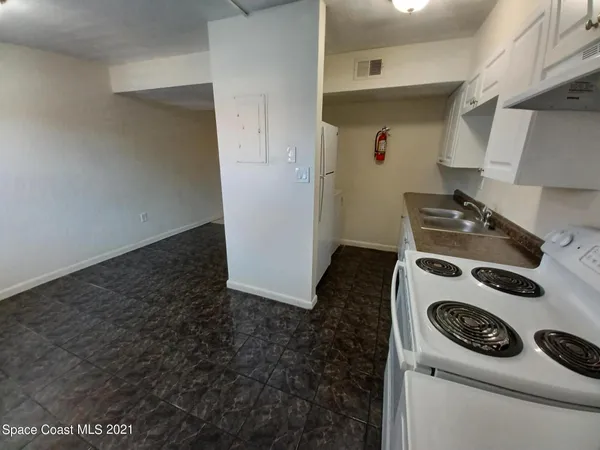 $1,400 | 50 Needle Boulevard, Unit 30, Merritt Island, FL 32953