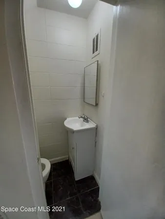 $1,400 | 50 Needle Boulevard, Unit 30, Merritt Island, FL 32953