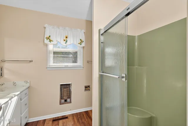 $375,000 | 28065 Lee Highway, Abingdon, VA 24211