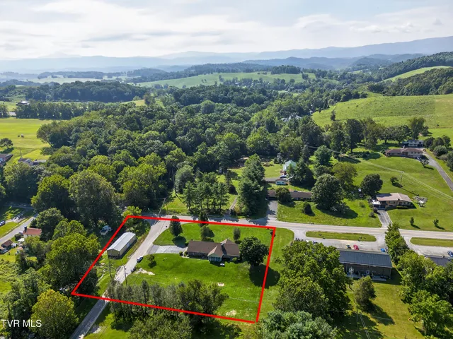 $375,000 | 28065 Lee Highway, Abingdon, VA 24211