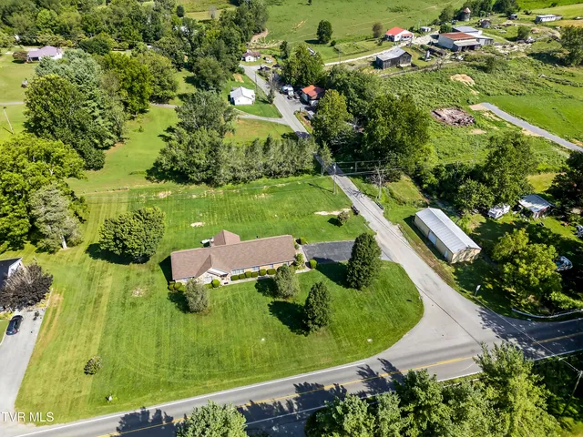 $375,000 | 28065 Lee Highway, Abingdon, VA 24211