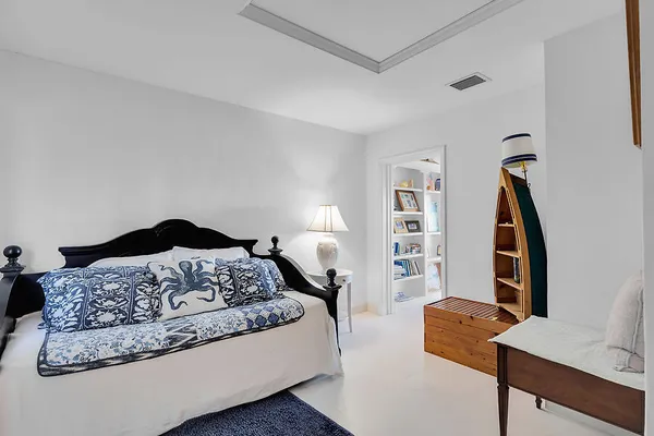 $5,600,000 | 166 Bayview Drive, Islamorada, FL 33036