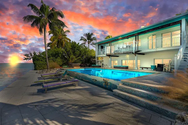 $5,600,000 | 166 Bayview Drive, Islamorada, FL 33036