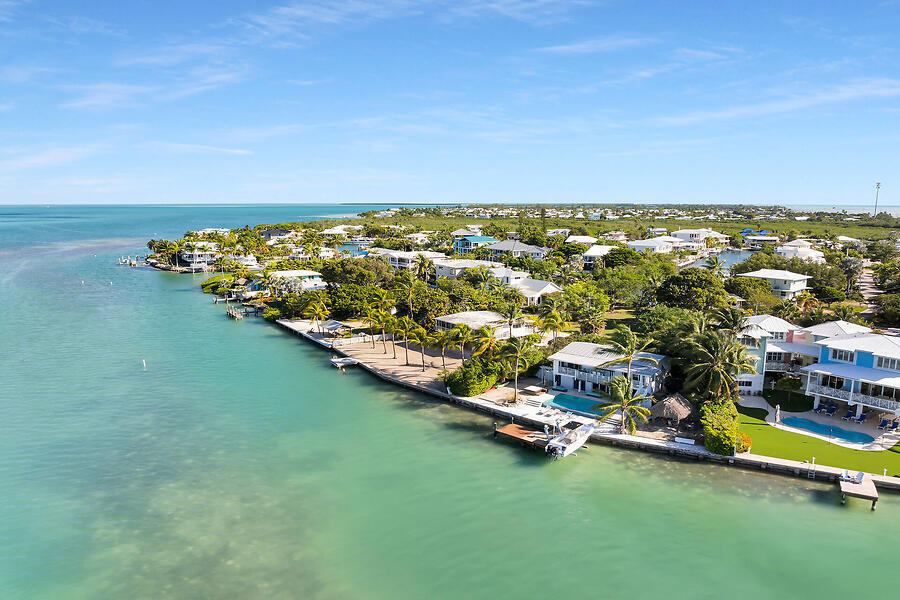 166 Bayview Drive Islamorada, FL 33036 - Photo 6 of 38 virtual-tour-360842-09