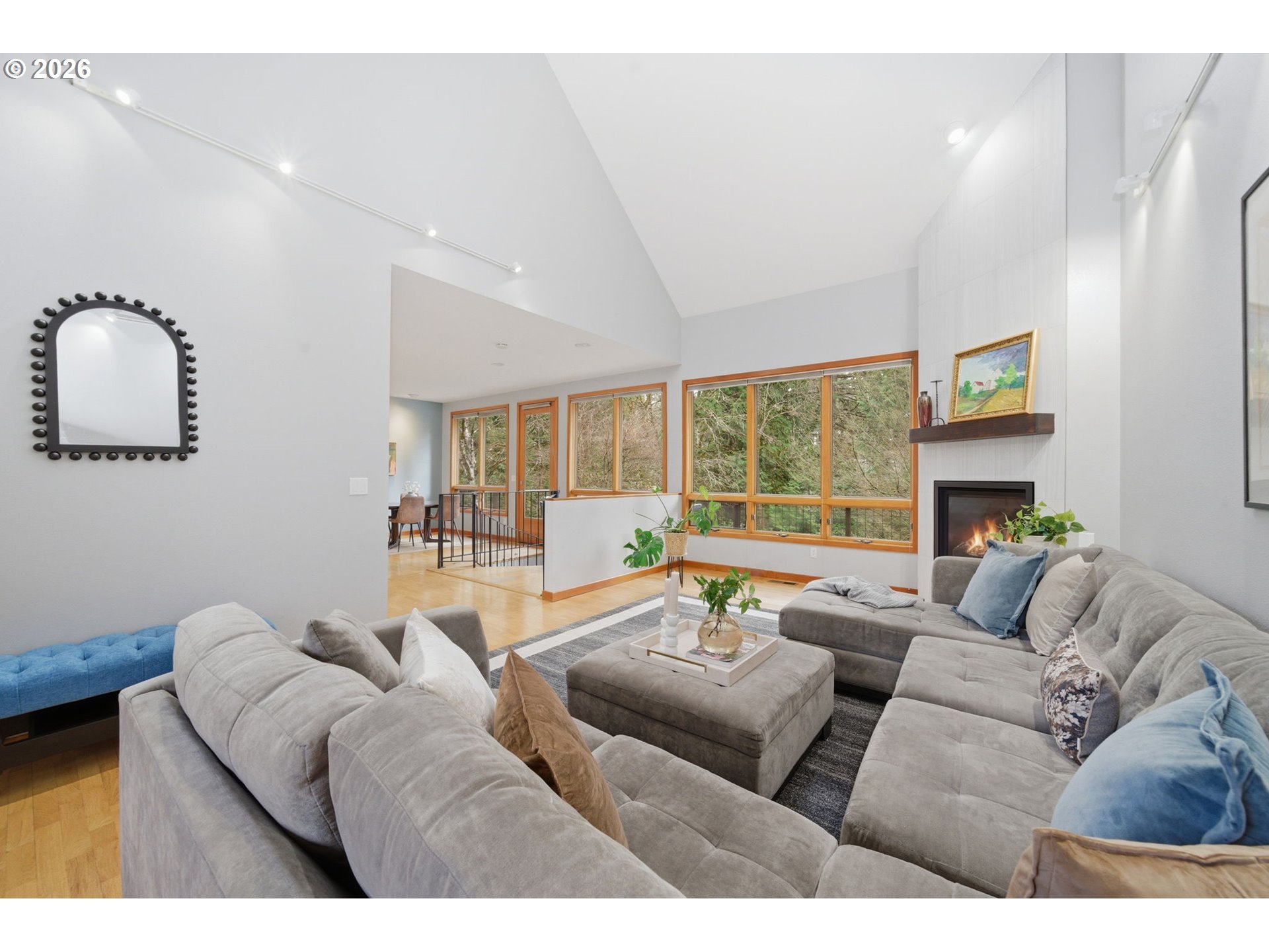 8709 Southwest 11th Avenue Portland, OR 97219 - Photo 3 of 26 Gallery Image 3
