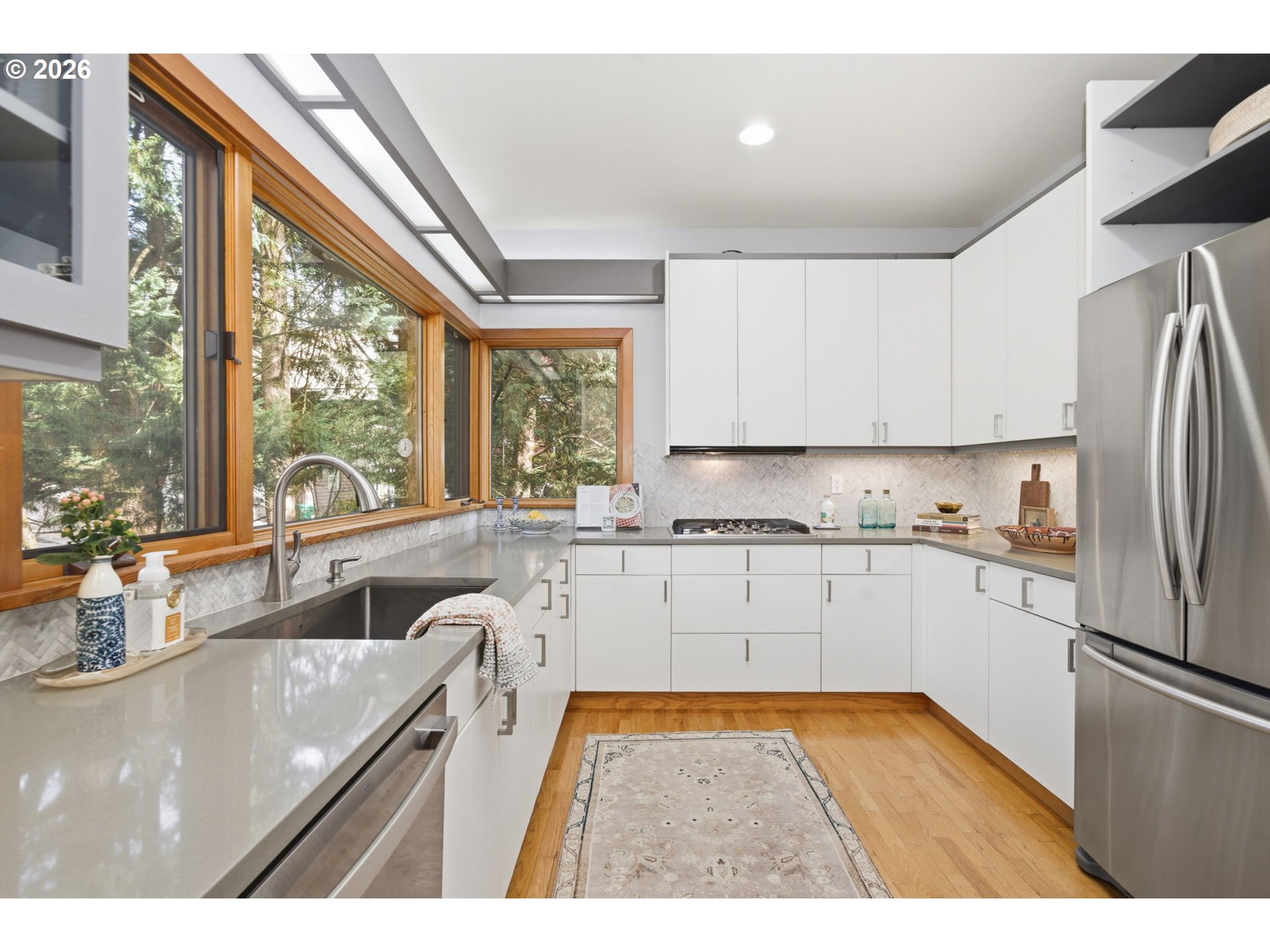 8709 Southwest 11th Avenue Portland, OR 97219 - Photo 7 of 26 Gallery Image 7