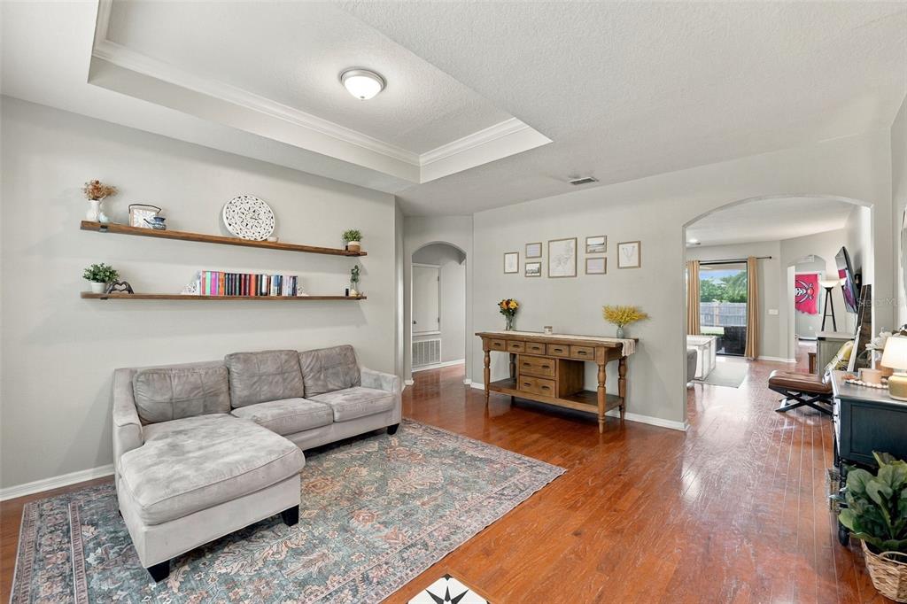 9808 Carr Road Riverview, FL 33569 - Photo 6 of 33 Gallery Image 6