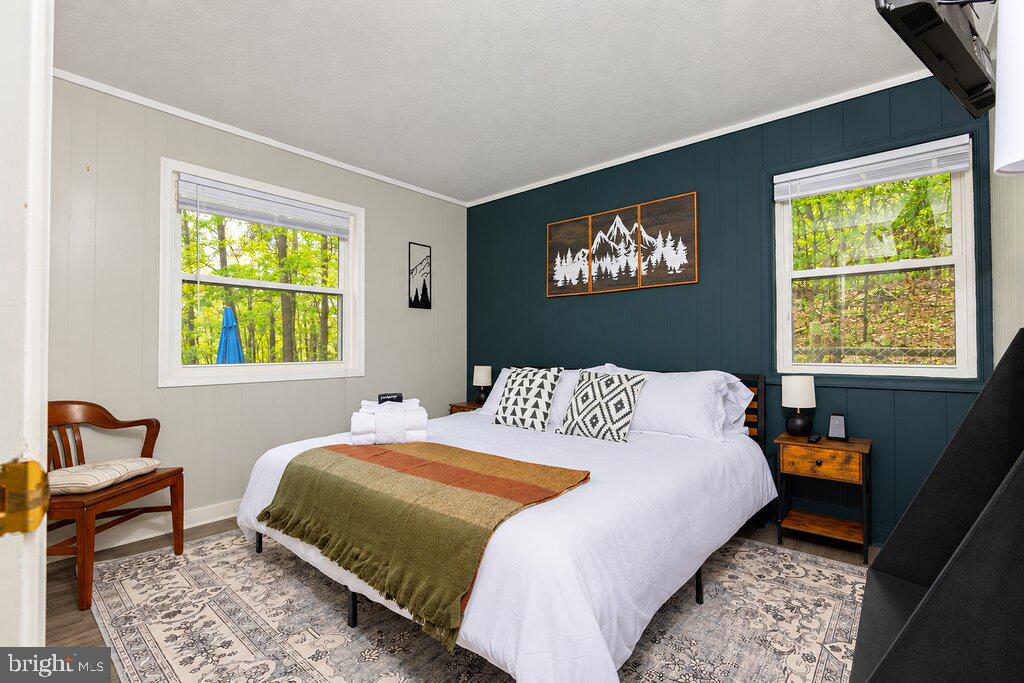 190 Longstreet Road Basye, VA 22810 - Photo 11 of 28 Primary Bedroom