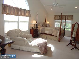 114 Brandon Road Pennington, NJ 08534 - Photo 9 of 12 Bedroom - Main