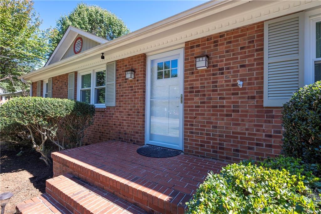 1921 Burke Mill Road Winston-Salem, NC 27103 - Photo 2 of 38