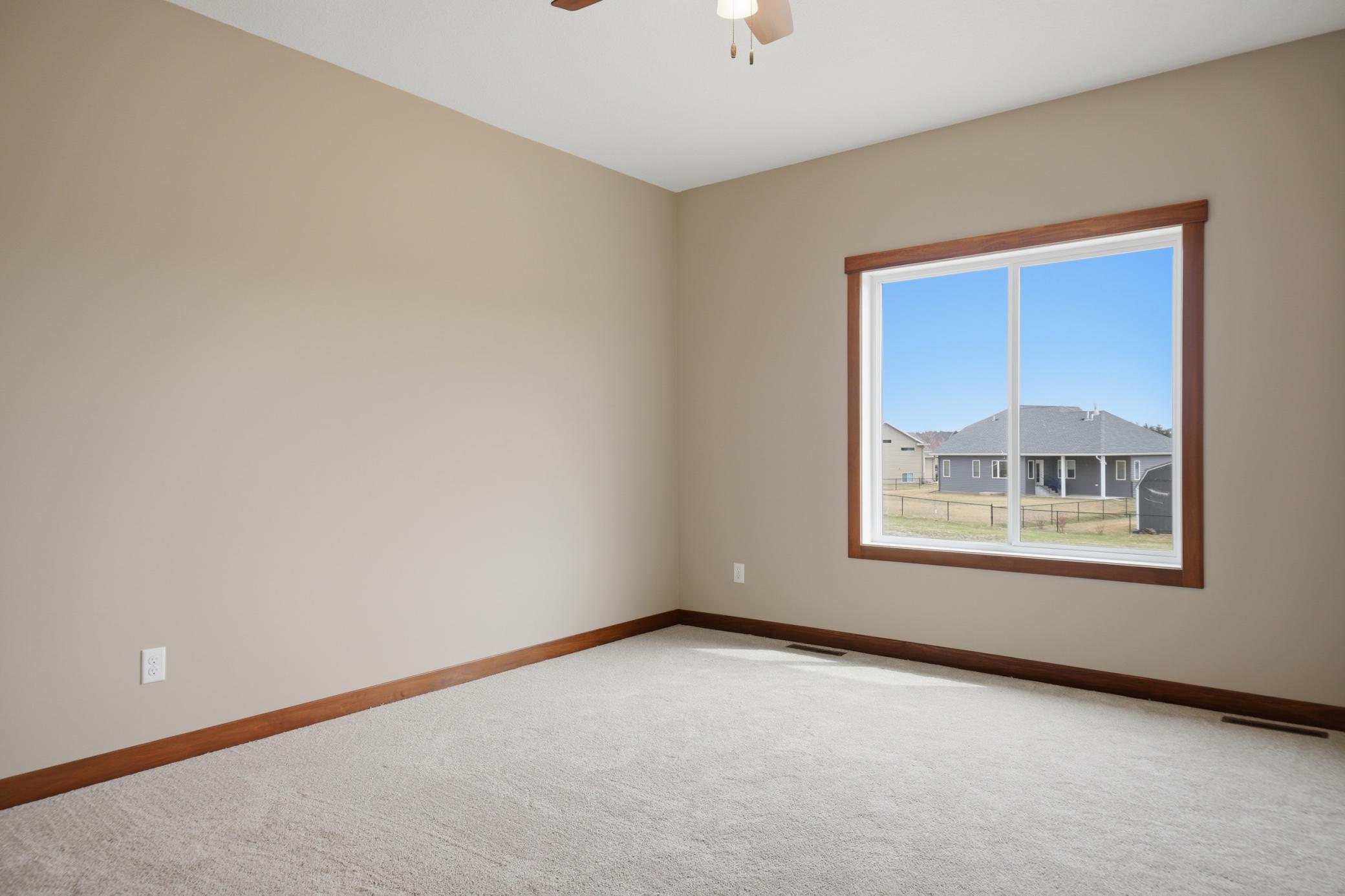 1306 18th Street Northeast Austin, MN 55912 - Photo 26 of 62