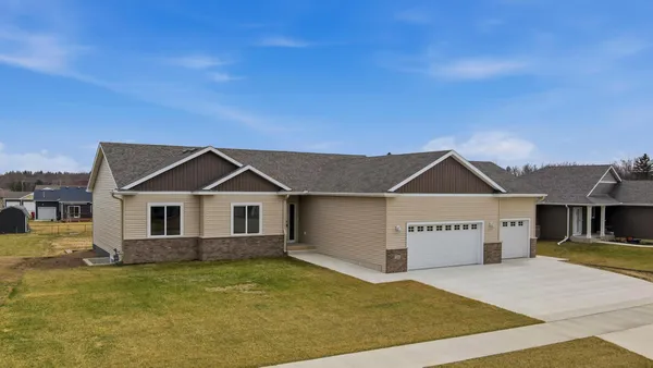 $485,600 | 1306 18th Street Northeast, Austin, MN 55912