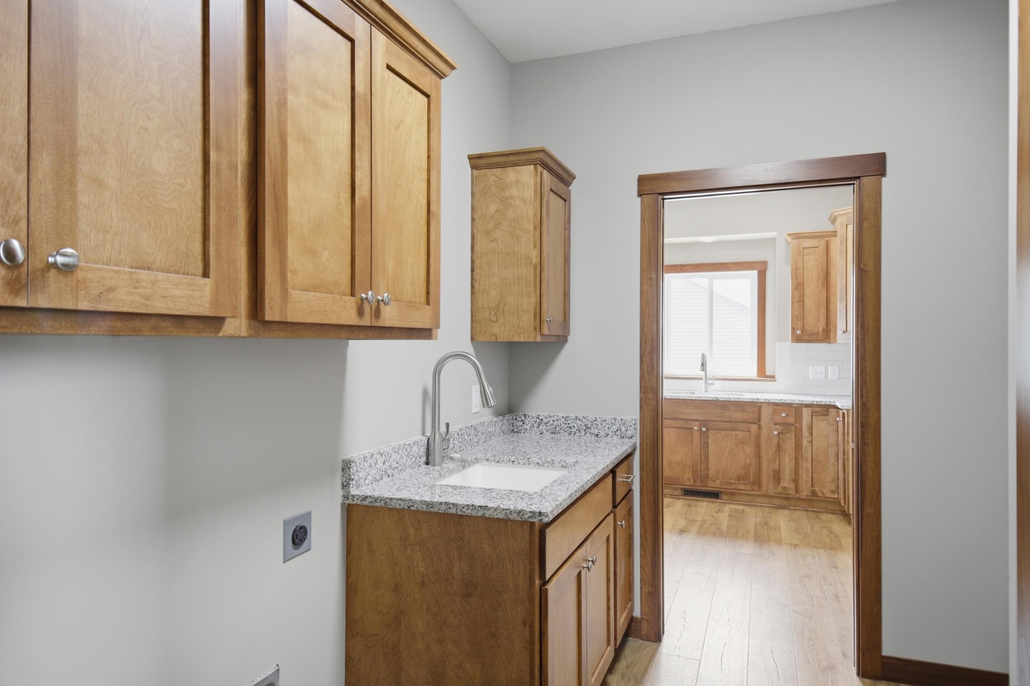 1306 18th Street Northeast Austin, MN 55912 - Photo 9 of 62
