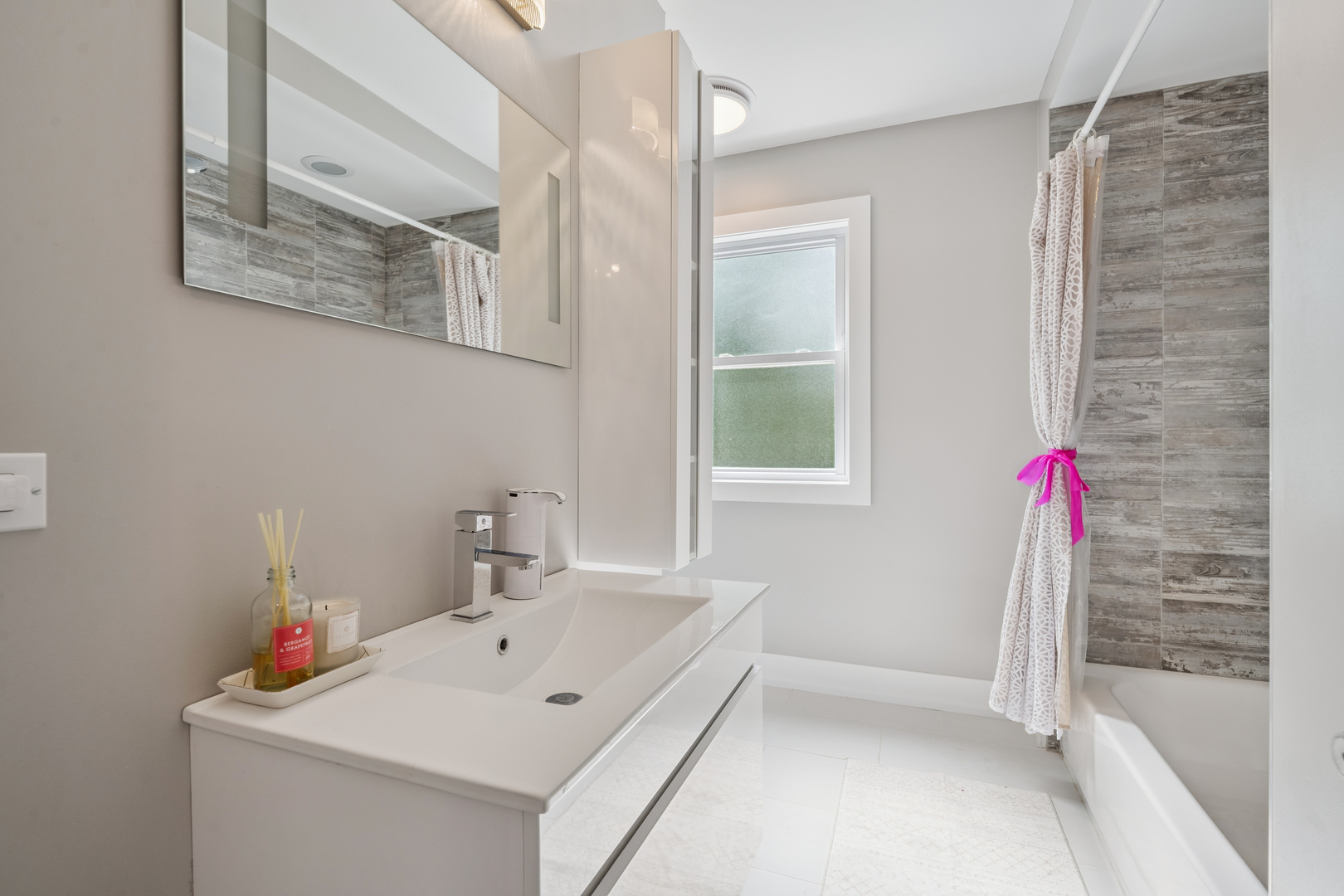 3247 North Rutherford Avenue Chicago, IL 60634 - Photo 21 of 30 Gallery Image 21