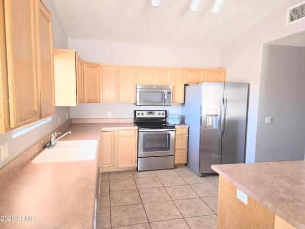 $1,700 | 2150 Telluride Place, Sierra Vista, AZ 85635
