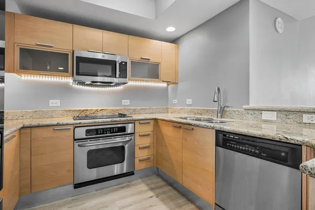 $614,000 | 2640 Lake Shore Drive, Unit 614, Riviera Beach, FL 33404