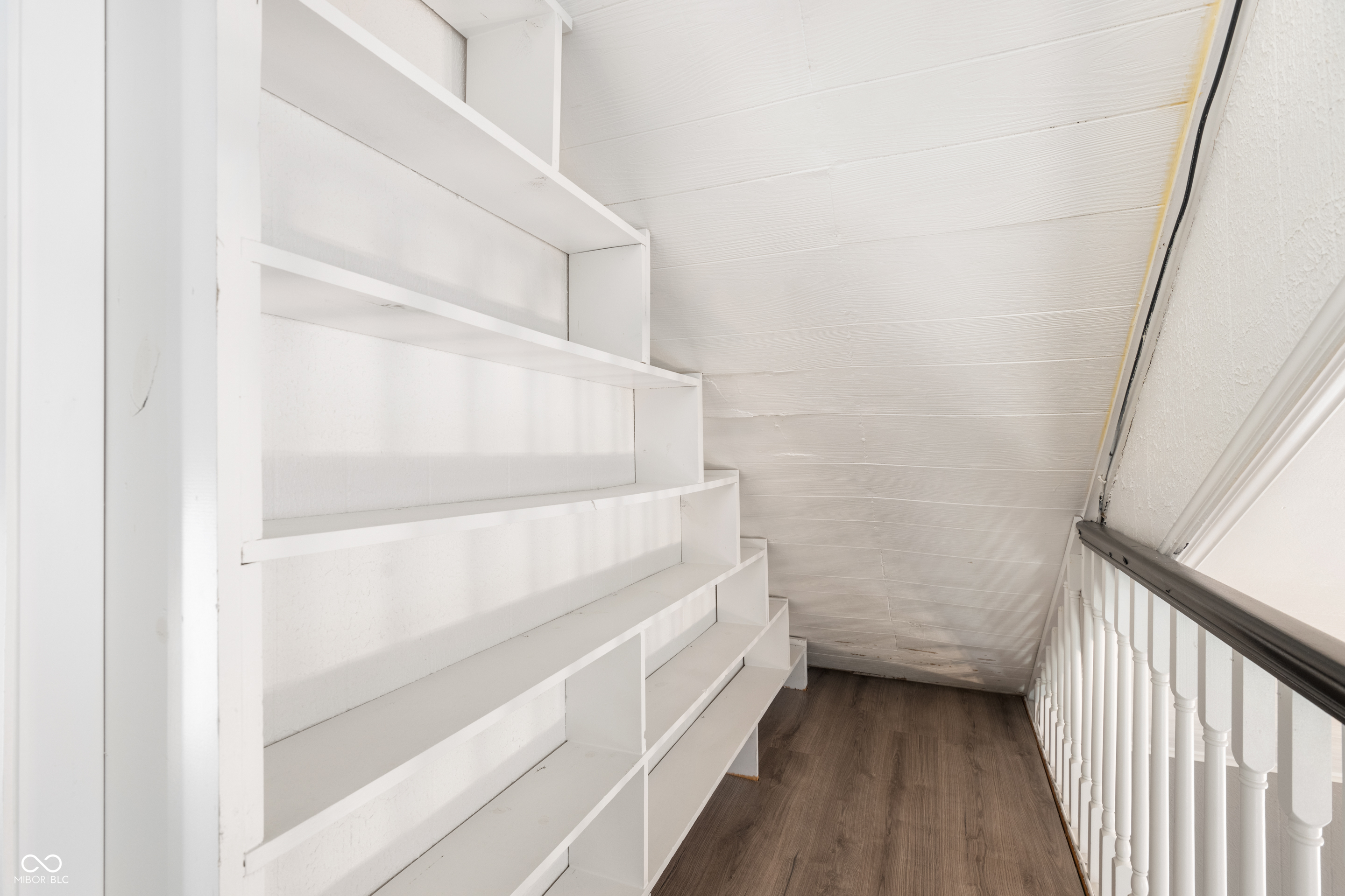 712 North Pendleton Avenue Pendleton, IN 46064 - Photo 15 of 29