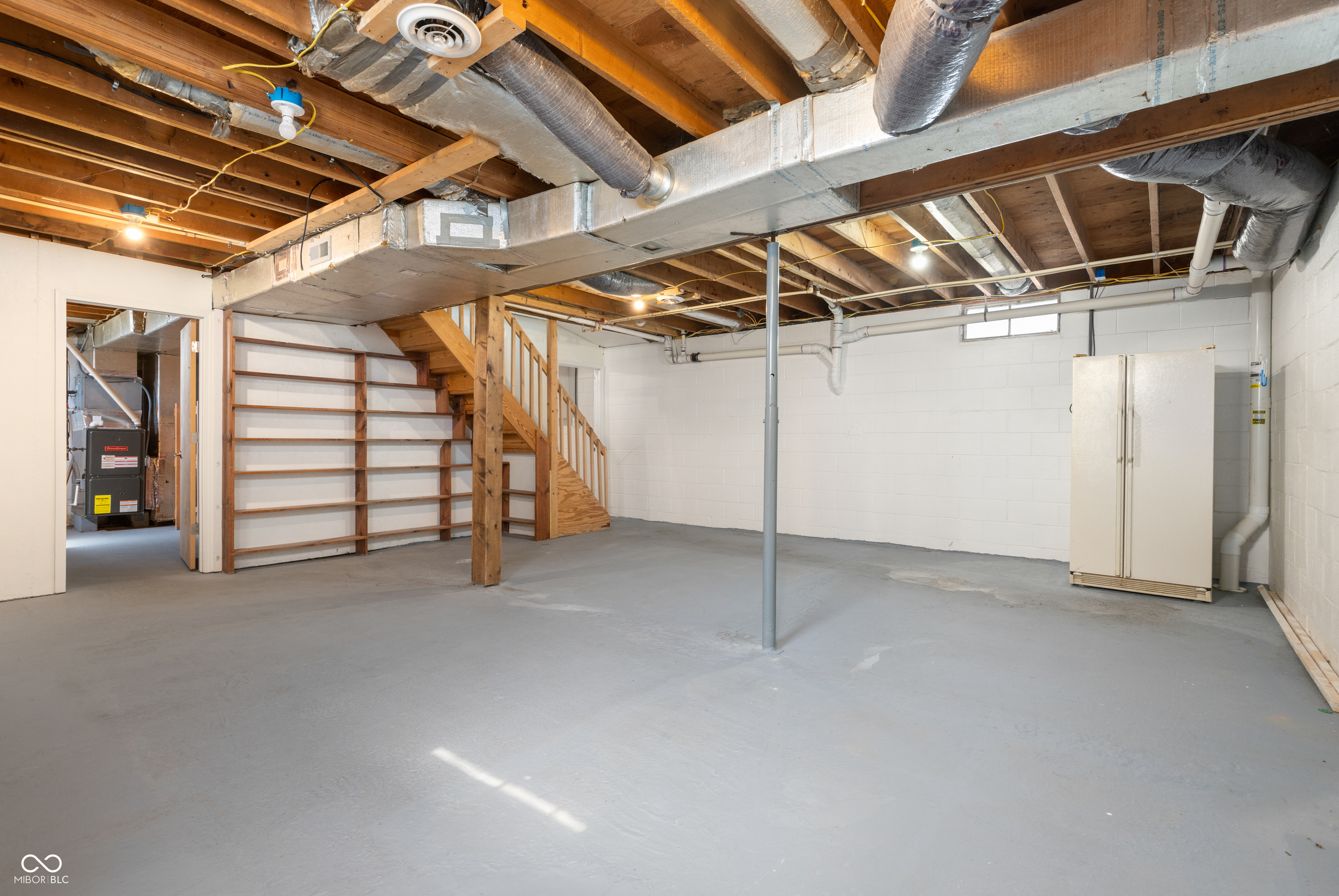 712 North Pendleton Avenue Pendleton, IN 46064 - Photo 18 of 29