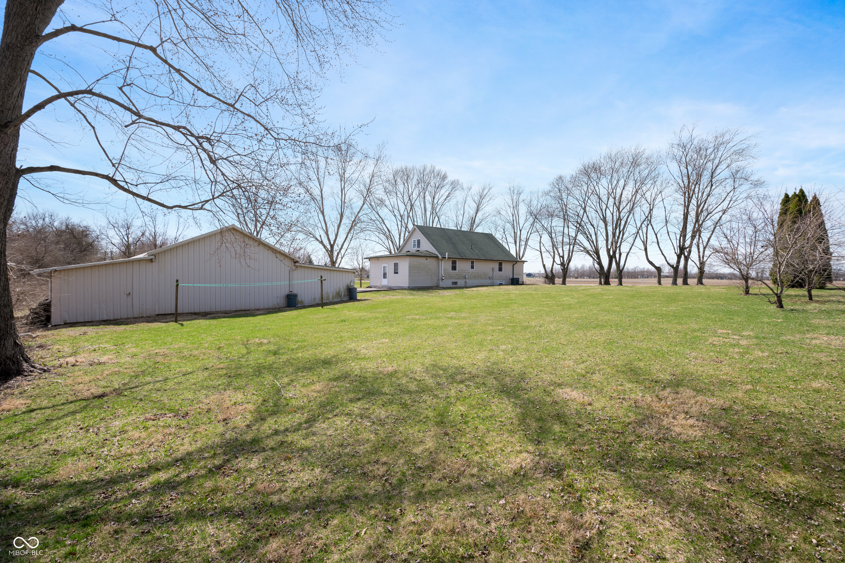 712 North Pendleton Avenue Pendleton, IN 46064 - Photo 26 of 29