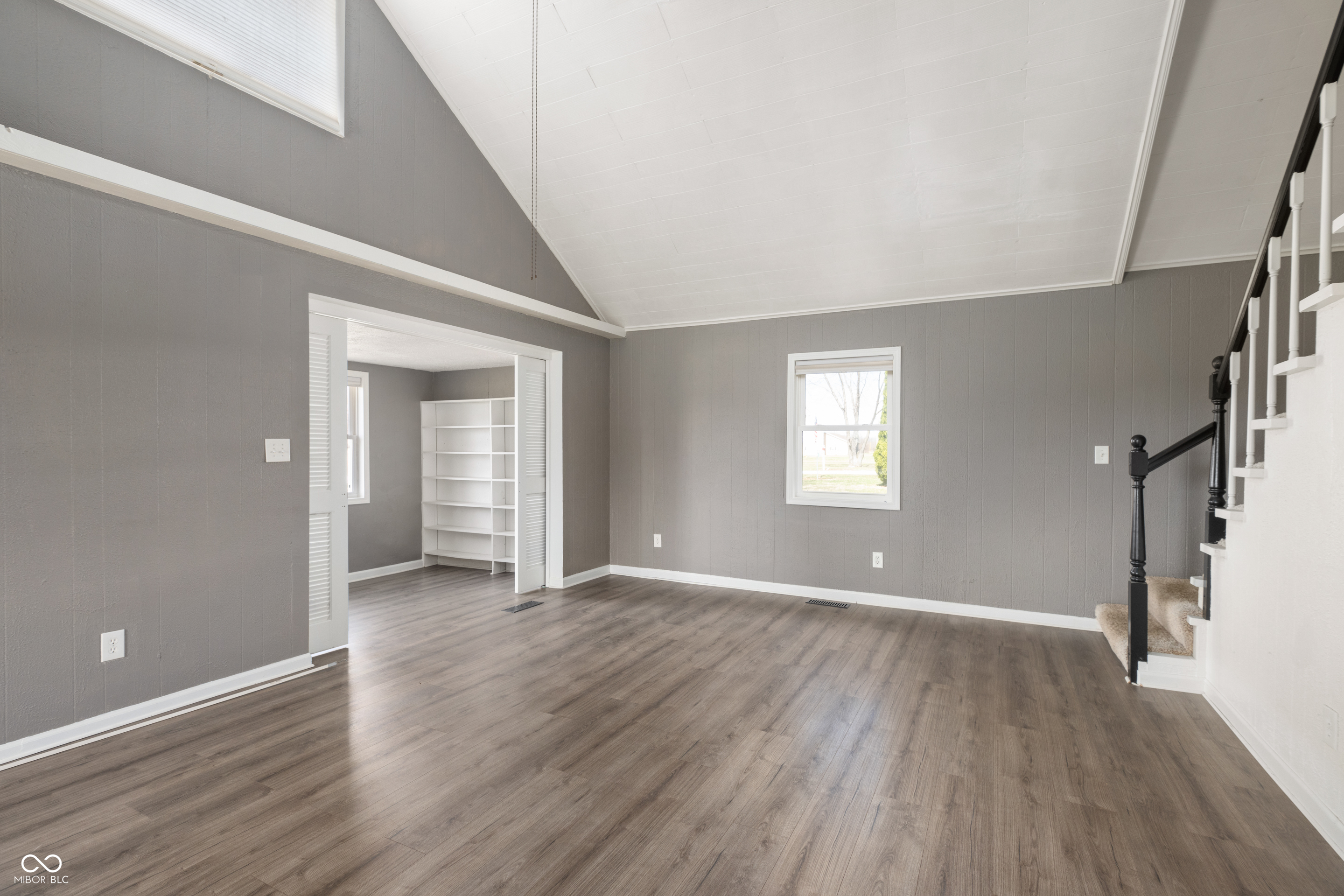 712 North Pendleton Avenue Pendleton, IN 46064 - Photo 6 of 29