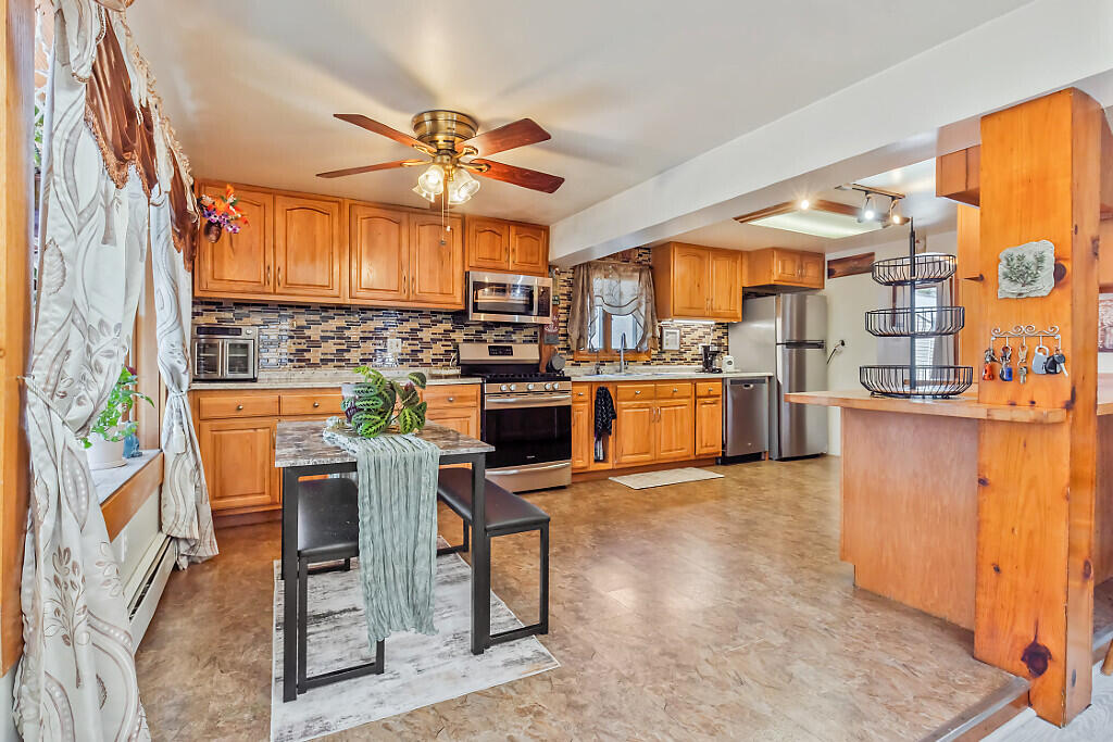 12 Town Line Road Belgrade, ME 04917 - Photo 27 of 77 KITCHEN