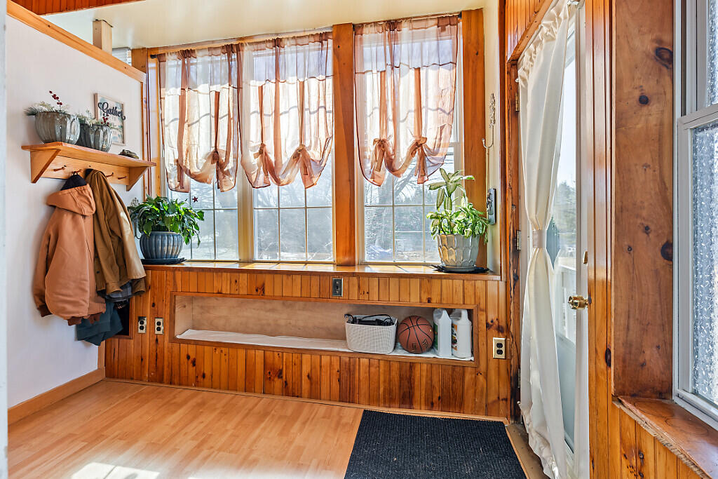 12 Town Line Road Belgrade, ME 04917 - Photo 29 of 77 SUNPORCH ENTRY