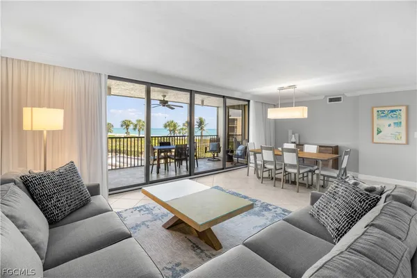 $1,285,000 | 1401 Middle Gulf Drive, Unit 305R, Sanibel, FL 33957
