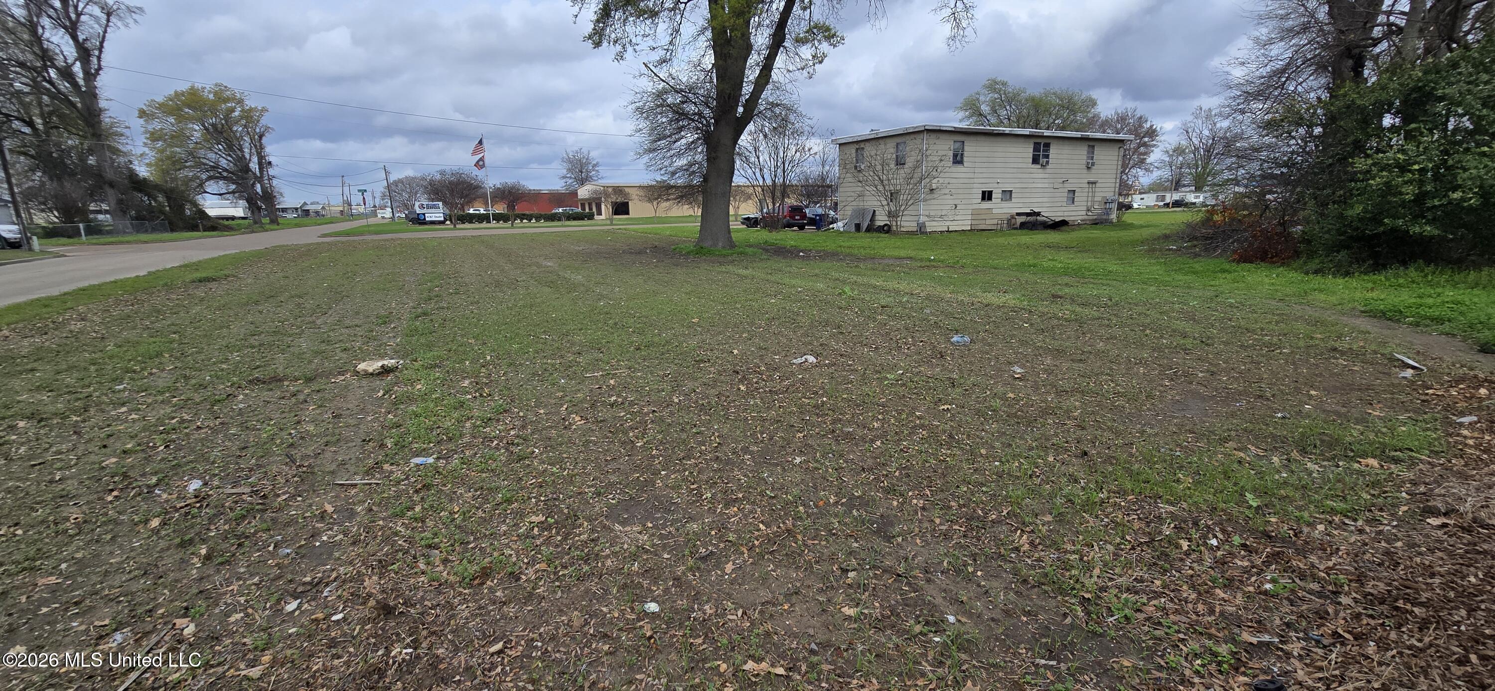 102 2nd Street Cleveland, MS 38732 - Photo 2 of 11 20260310_143148