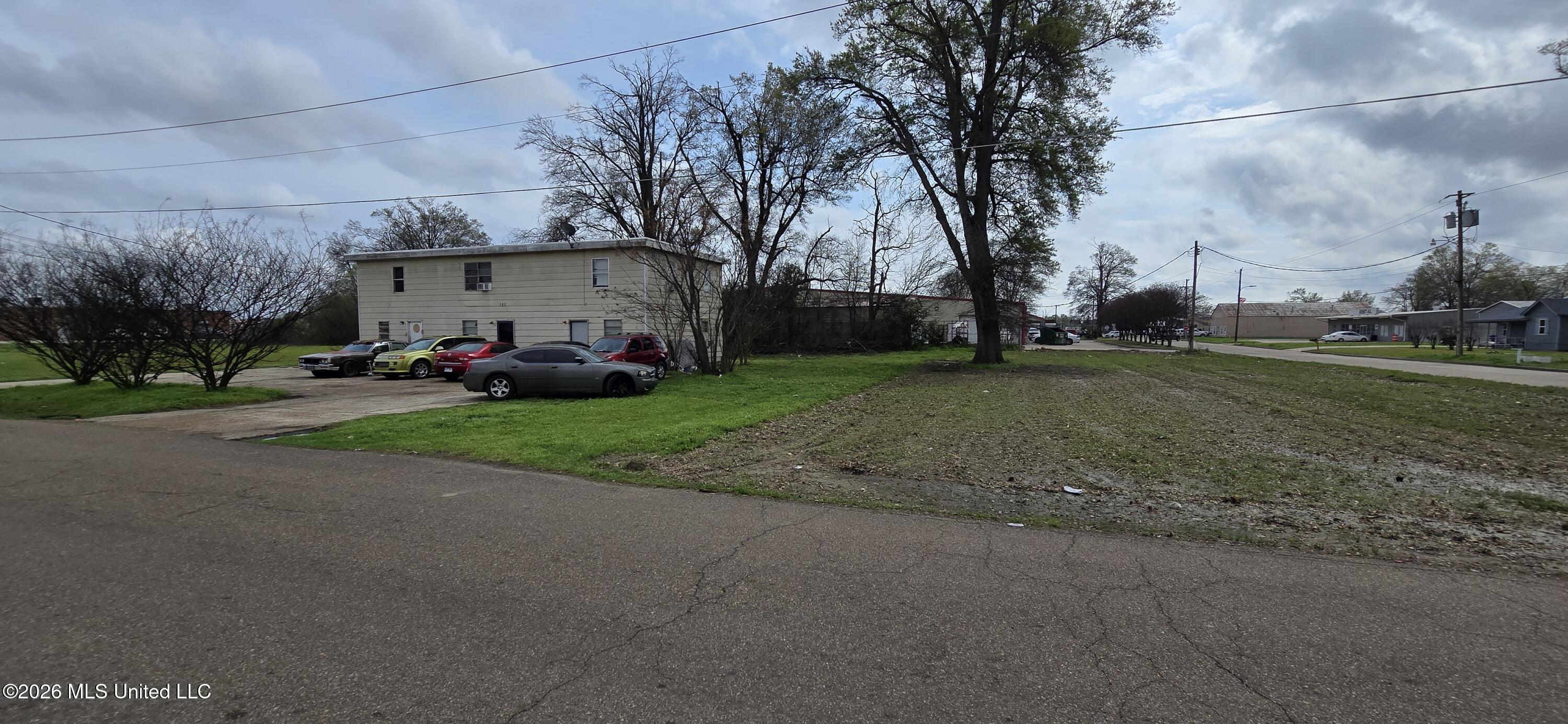 102 2nd Street Cleveland, MS 38732 - Photo 6 of 11 20260310_143431