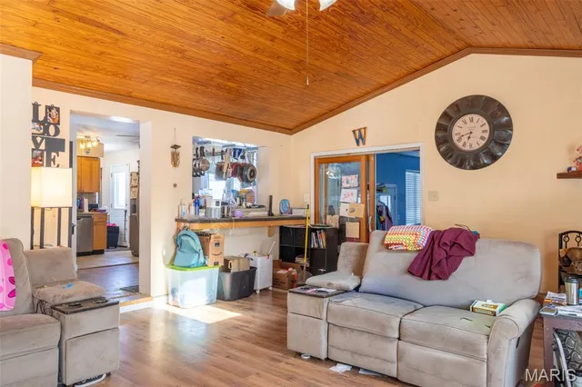 $435,000 | 12530 Peter Moore Lane, De Soto, MO 63020