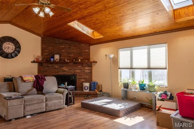 $435,000 | 12530 Peter Moore Lane, De Soto, MO 63020