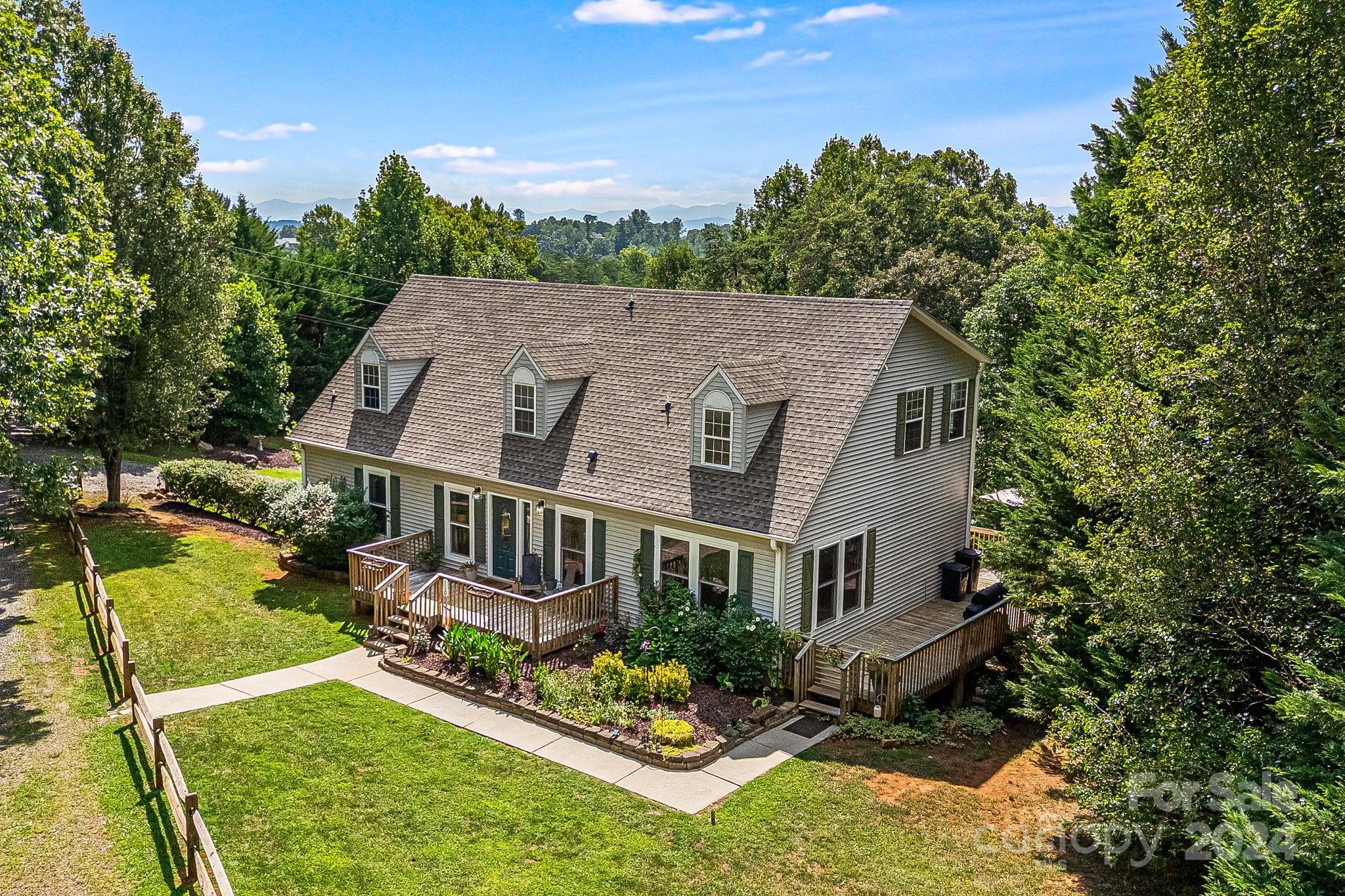 110 Diamond Ridge Marshall, NC 28753 - Photo 2 of 47 Gallery Image 2
