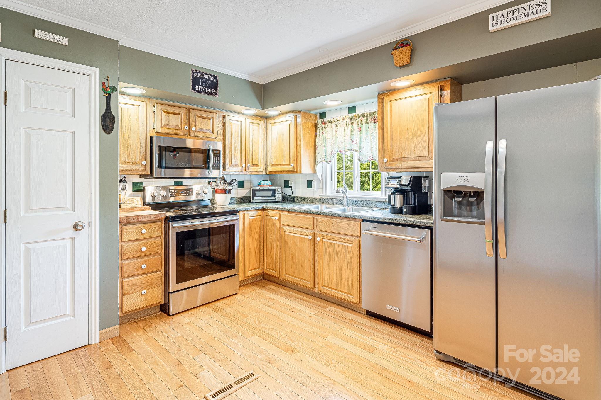 110 Diamond Ridge Marshall, NC 28753 - Photo 6 of 47 Gallery Image 6