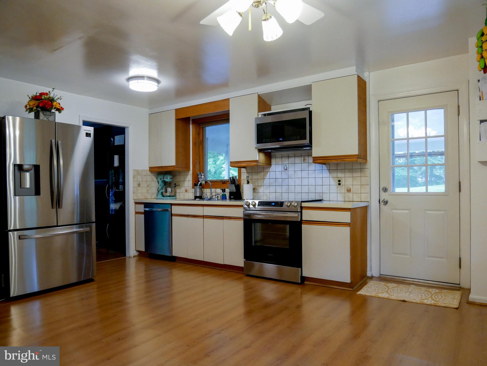 300 Eldrid Drive Silver Spring, MD 20904 - Photo 12 of 37
