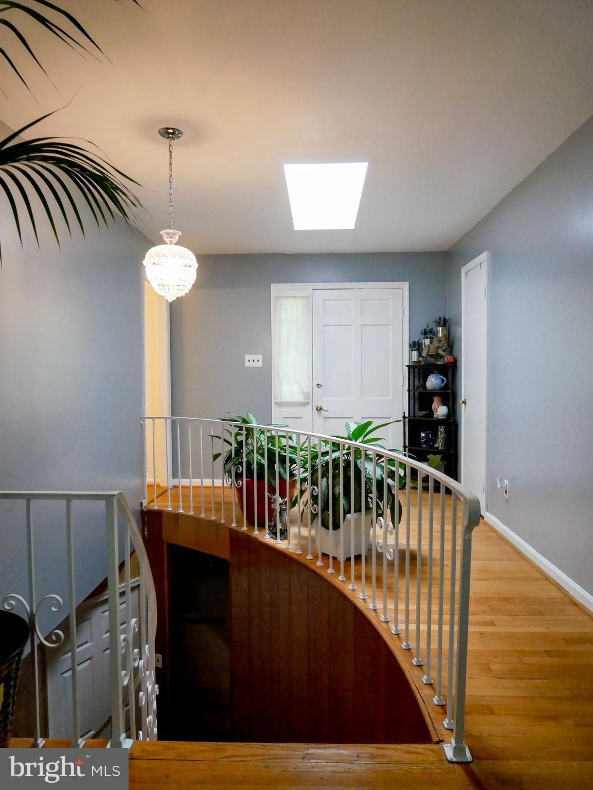300 Eldrid Drive Silver Spring, MD 20904 - Photo 6 of 37 Foyer