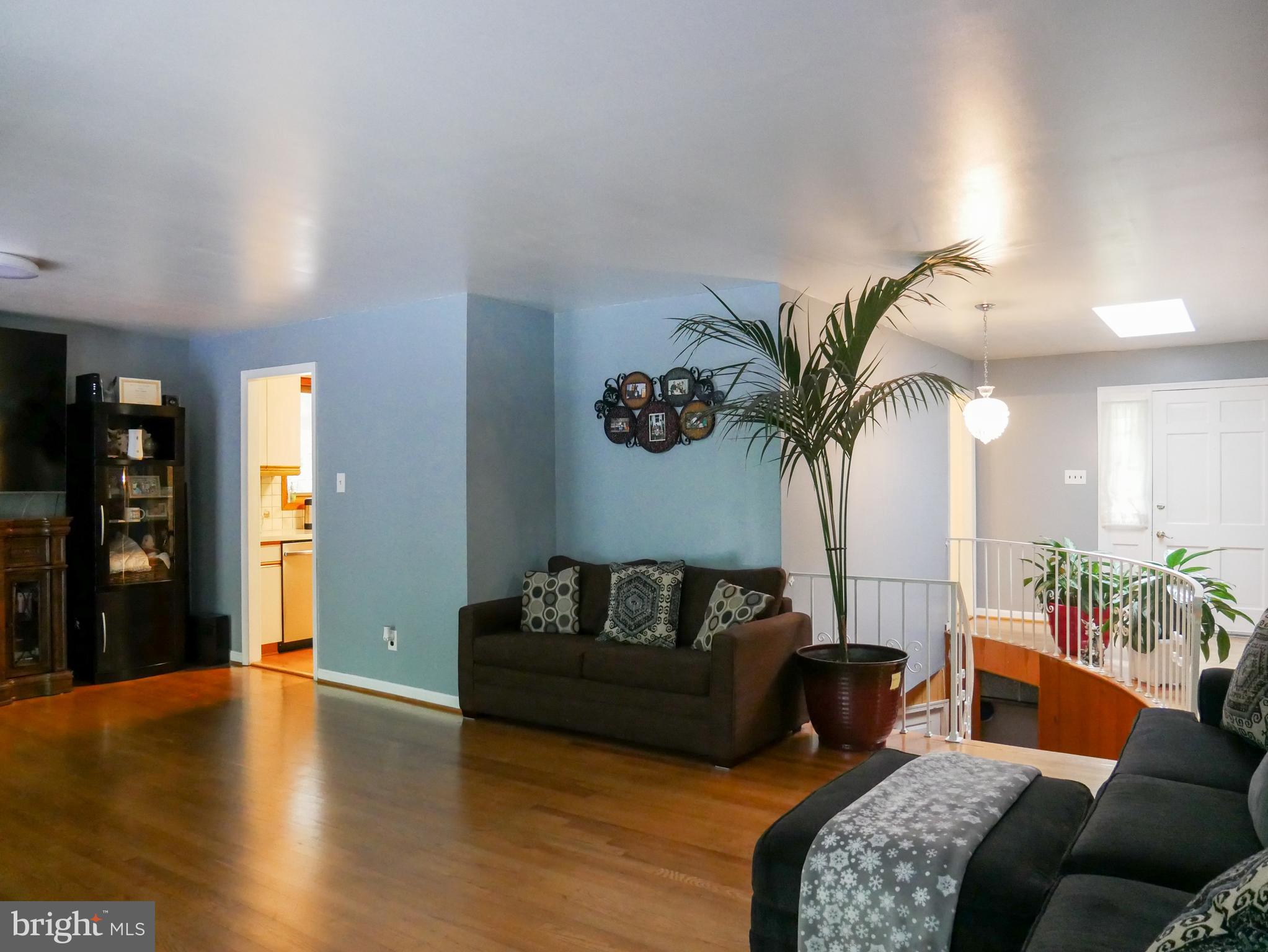 300 Eldrid Drive Silver Spring, MD 20904 - Photo 8 of 37