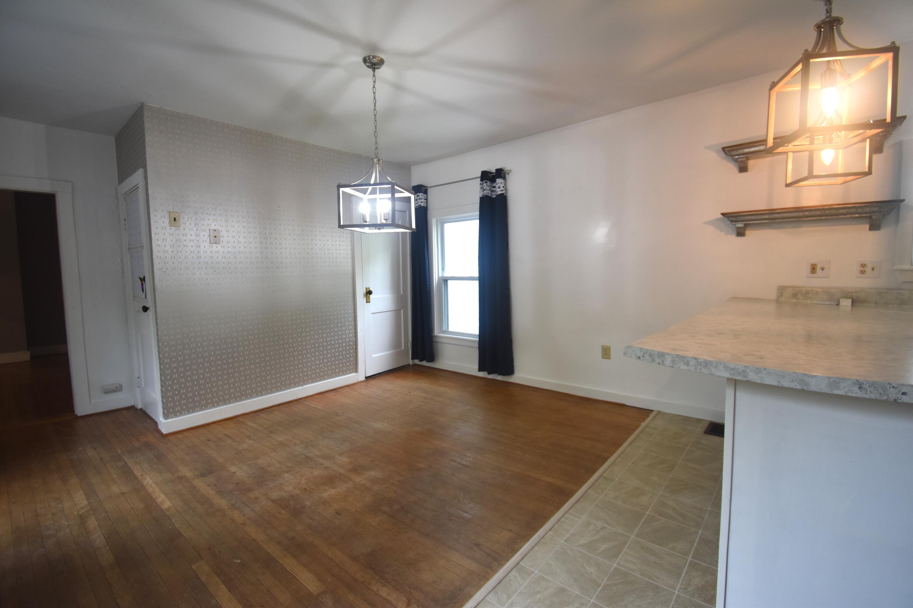 164 Nichols Street Pittsfield, ME 04967 - Photo 12 of 37 dinsing area