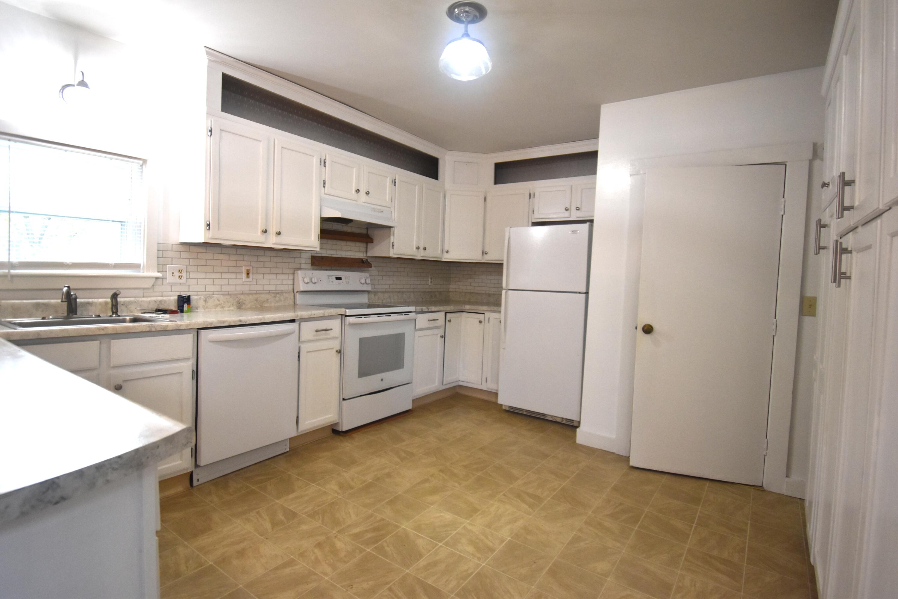 164 Nichols Street Pittsfield, ME 04967 - Photo 16 of 37 kitchen