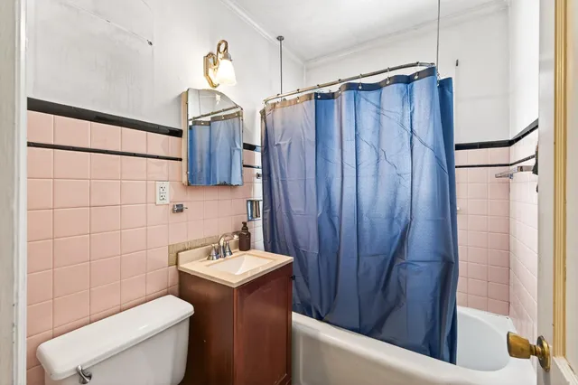 $215,000 | 1144 Flandrau Street, St. Paul, MN 55106