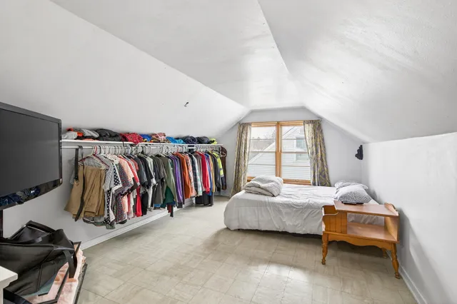 $215,000 | 1144 Flandrau Street, St. Paul, MN 55106