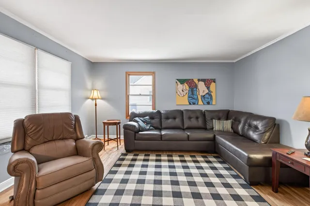 $215,000 | 1144 Flandrau Street, St. Paul, MN 55106