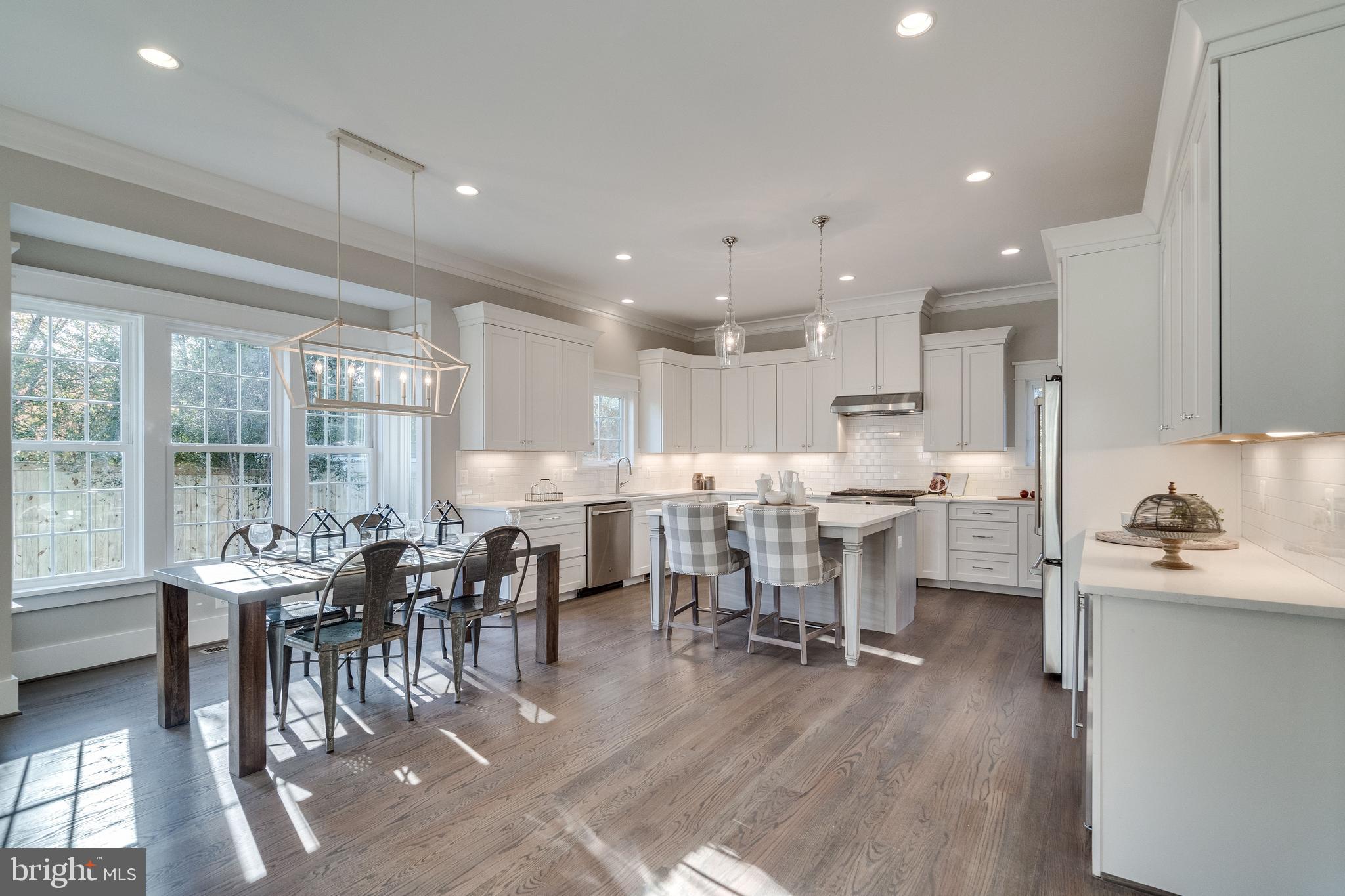 8016 Wellington Road Alexandria, VA 22308 - Photo 11 of 43 4-in real hardwood floors throughout the main leve