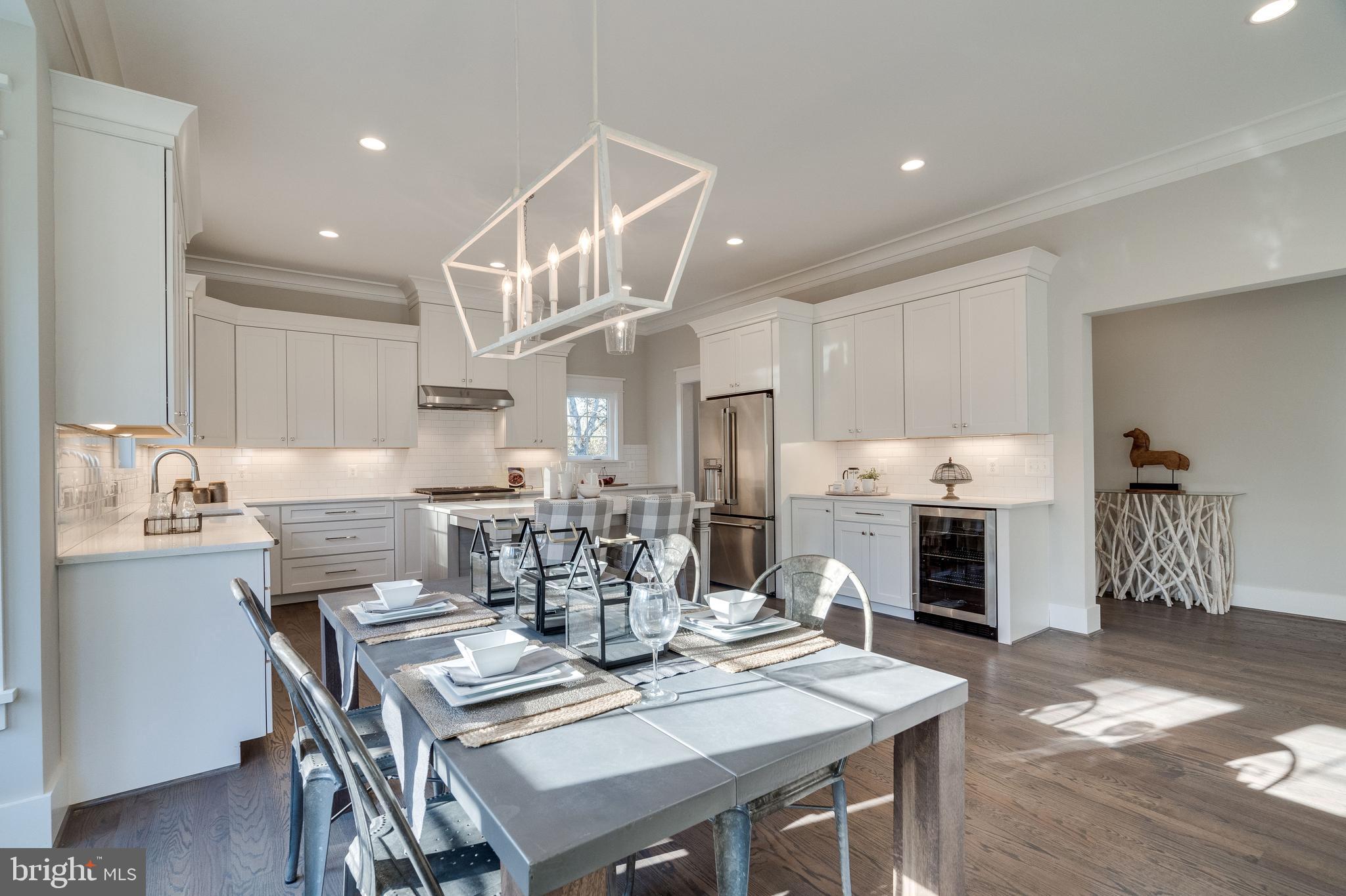 8016 Wellington Road Alexandria, VA 22308 - Photo 12 of 43 Luxury living!