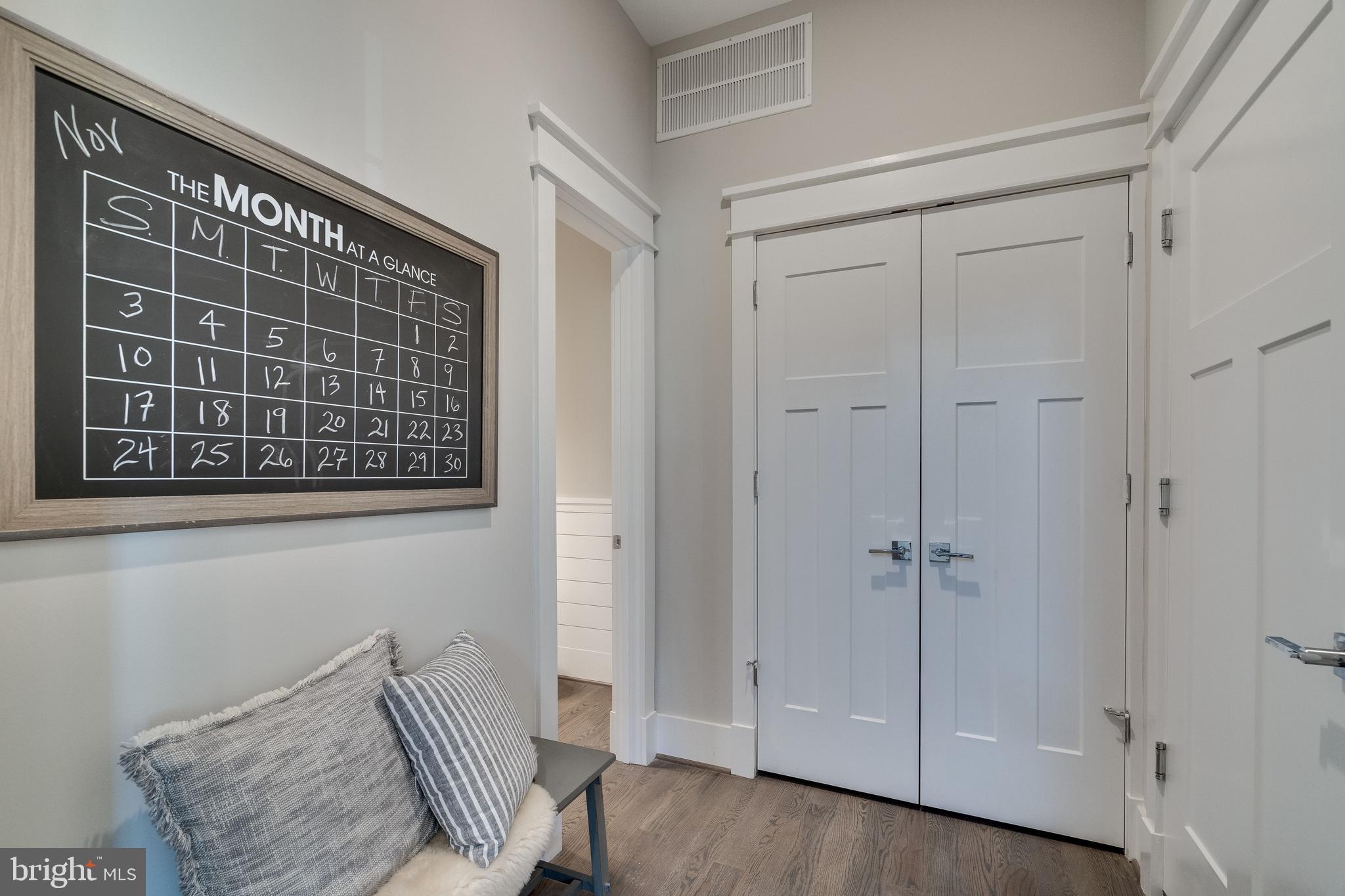 8016 Wellington Road Alexandria, VA 22308 - Photo 6 of 43 Mudroom