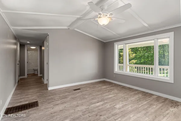 $209,000 | 1007 Eastridge Drive, Byrdstown, TN 38549