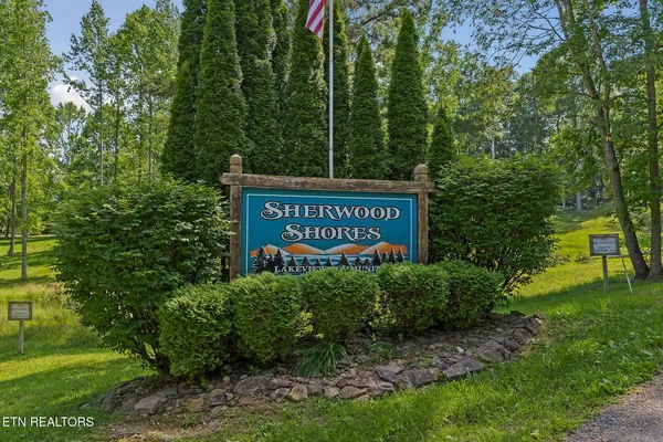 $209,000 | 1007 Eastridge Drive, Byrdstown, TN 38549