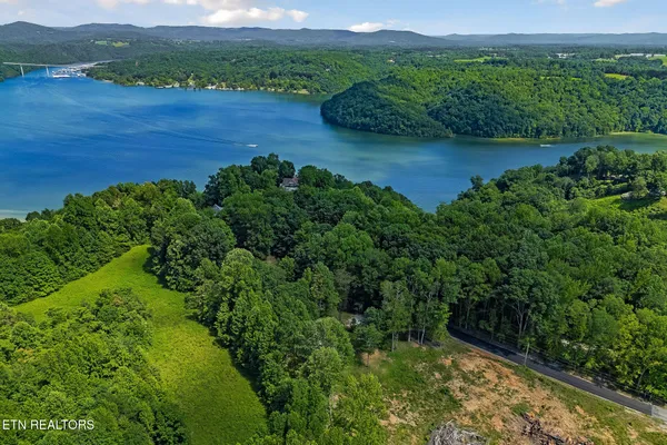 $209,000 | 1007 Eastridge Drive, Byrdstown, TN 38549