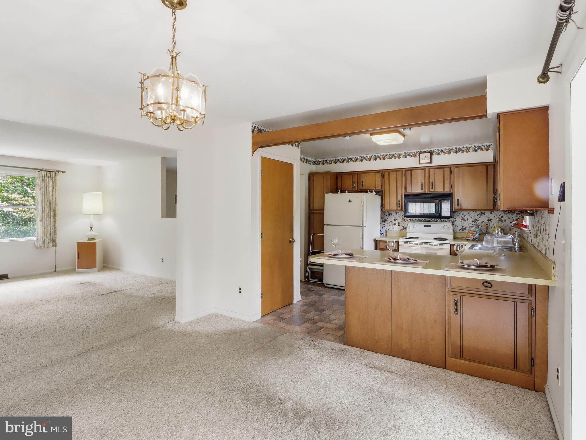 1926 Stringtown Road Sparks Glencoe, MD 21152 - Photo 14 of 46 Kitchen with a convenient Breakfast Bar..